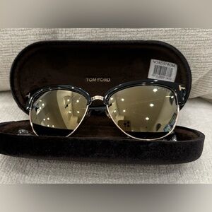 Tom Ford Sunglasses Women’s Like New Worn Twice